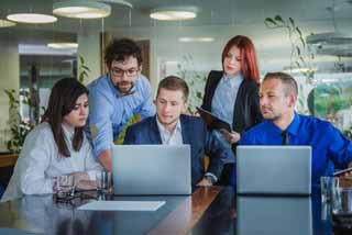 servicios-sector-financiero RACSA